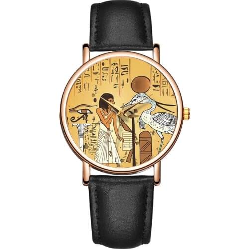 New Fashion Women Watches Top Brand Creativity Retro Womens Watch Leather Strap Quartz Wristwatches Womens Clock Montre Femme