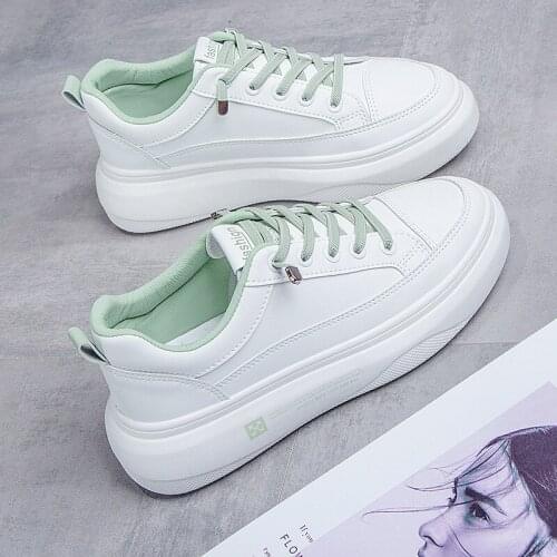 2021 spring and autumn new trendy fashion all-match ladies casual shoes white shoes light and comfortable thick sole shoes