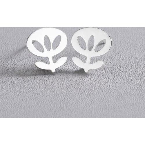 CHENGXUN Piercing Flower Charm Stud Earrings for Women Girls Fashion Earrings Everyday Accessory for Girlfriend