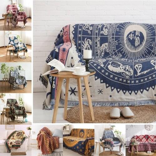 Retro European sofa blanket geometric jacquard sofa cover classic thread blanket daisy knitting blanket decor tapestry carpet