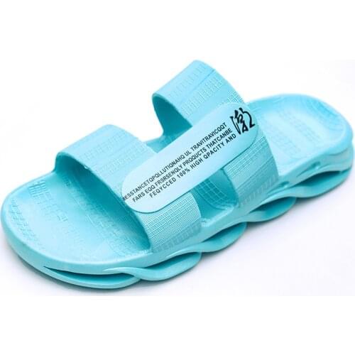 2021 Hot Sale Men Sandals Beach Shoes Summer High Quality Outdoor Slippers Men Platform Sandals Beach Slippers Sandalias Hombre