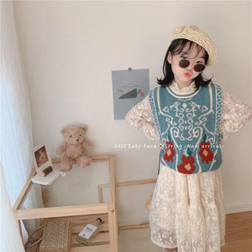 Girls' spring knitted vest 2021 new Korean childrens sweater vest spring and autumn childrens wear