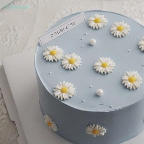 Small Daisies Flower Silicone Mold Perfect Fondant Molds for Cakes Cupcakes Cookies Sugarpaste Cake Decorating Tools