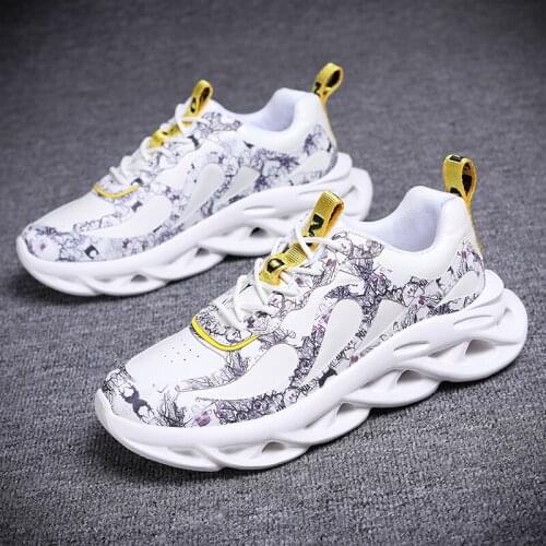 High Quality Outdoor Non-slip Men Sports Shoes Rubber Hard-Wearing Men Sneakers Women Running Shoes Breathable Trend Men Shoes
