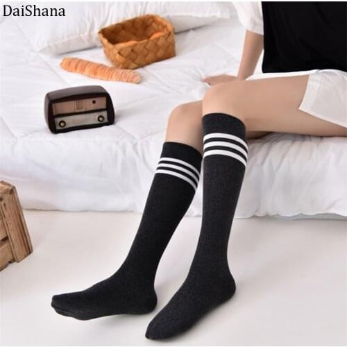 1 Pair Fashion Lady Knee High Socks High Quality Cotton Solid Color Knee High Socks Girls Womens Female Long Knee Sock 3 Color
