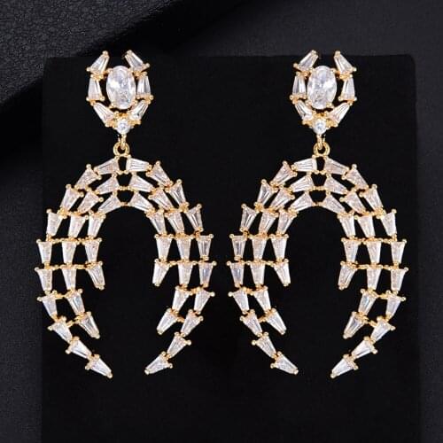 LARRAURI Fashion Jewelry Cubic Zirconia Women Engagement Party NightOut Bridal Wedding Stud Earrings for Women