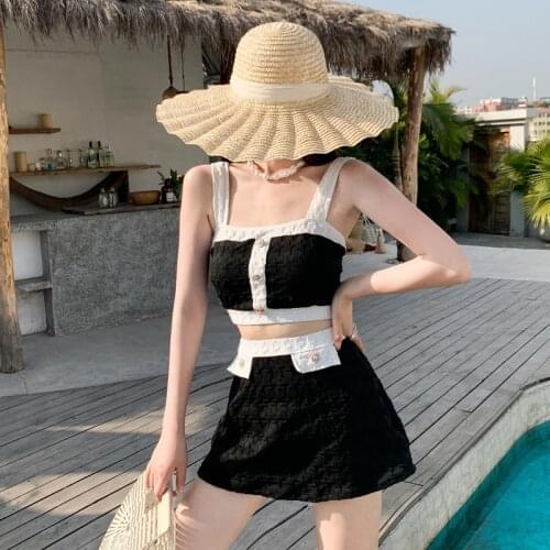 2021 new swimsuit French style small fragrance retro black and white skirt hot spring split swimsuit women