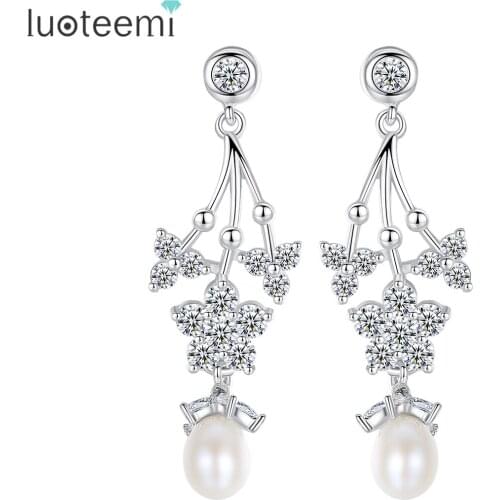 LUOTEEMI Fashion Vintage Natural Pearl Pendant Dangle Earrings For Women White Gold Color Drop Earrings Jewelry Girl Gifts