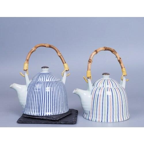 650ml porcelain blue and white porcelain Japanese creative teapot hand-painted restaurant household teapot kettle new