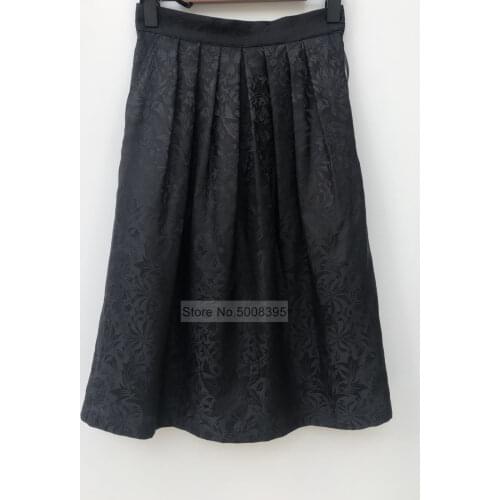 Woman Black Silk Jacquard Knee Length Skirt High Waist With Pockets Pleats Detail