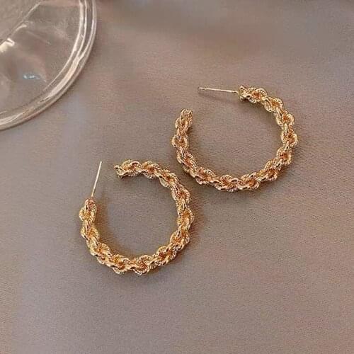 S925 European and American hot geometric C-shaped retro earrings, stylish womens earrings, 2020 new jewelry