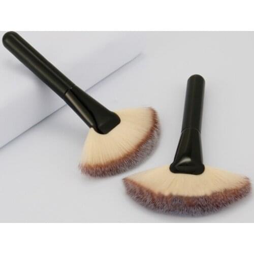 Large Fan Brush Foundation Blush Powder Highlighter Brush Powder Brushes Makeup Brushes Makeup Brush Set New