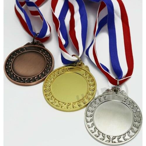 1 Set Blank Medals Leaf Border Design 1Set Contain 1pcs Gold and 1pcs Silver , 1pcs Copper Color Medals Size 60MM