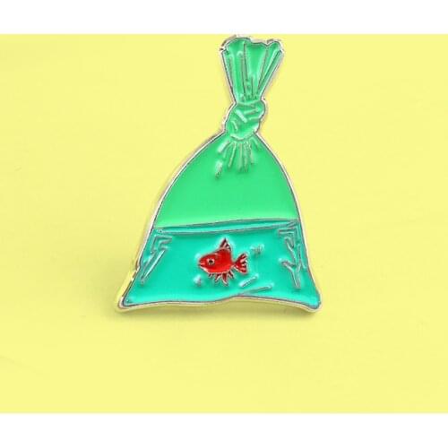 Cartoon Green Fish Bag Goldfish Brooch Enamel Pin Red Koi Fish Fishnet Fish bag Pins Dress Personality Badge For Women Kids Gift