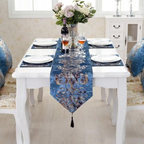 Stylish Northern Europe Table Runner Simple modern table runner luxurious faux silk for Home Wedding Christmas Party Decoration