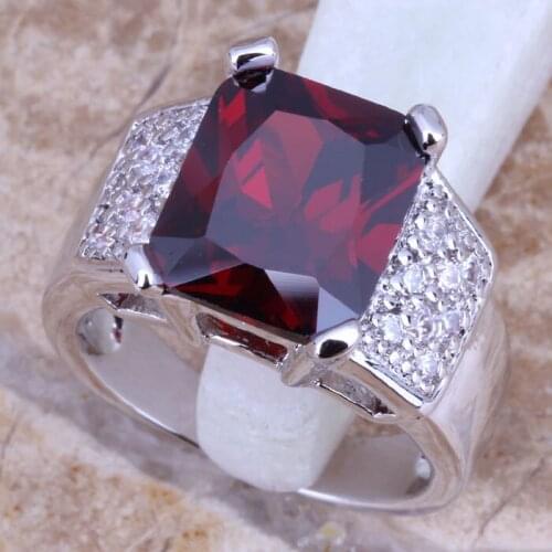 Attractive Red Garnet White CZ Silver Plated Ring Size 6 / 7 / 8 E293
