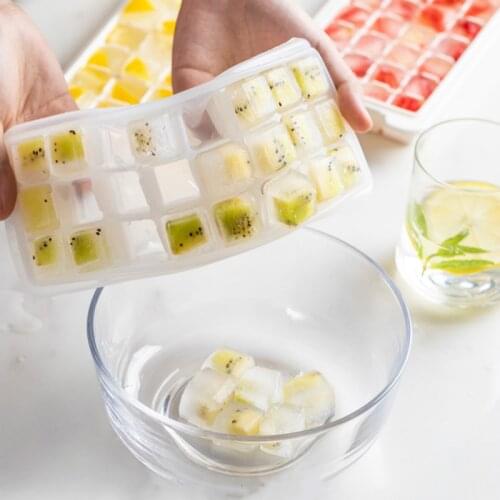 Ice Tray Mould Refrigerator Ice Box Household Food Grade Silicone Ice Tray Summer Self-made Ice Making Mold With Lid