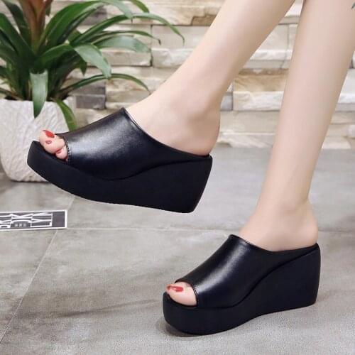 Womens Platform Slippers Wedge Summer Shoes Ladies Flip Flops Women High Heeled Slip On Shoes Casual Solid Sandal Shoes Woman