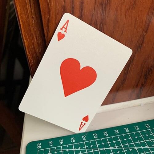Her Heart by J.C Magic Close up Magic Tricks Three Hearts To One Poker Magic Props Gimmick Illusions Bar Trick Magician Fun Toys