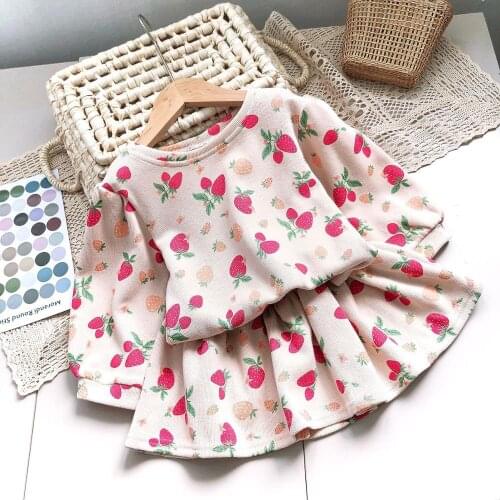 Children clothes Strawberry print sweater+skirt 2pcs kids girls clothes autumn baby girls clothes set infant menina