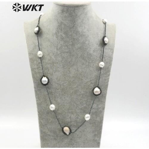 WT-NV216 WKT Fashion Hematite Bead Necklace With Rhinestone Pave Natural Freshwater Pearls Embellished Women Exquisite Necklace