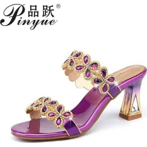 Summer New Womens Shoes Water Diamond Middle Heel Square Heel Color Diamond Sandals Fashion Womens Slippers size 33--41