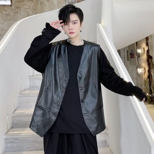 Autumn new mens PU leather vest Korean fashion trendy mens solid color V-neck waistcoat hairdressers work clothes