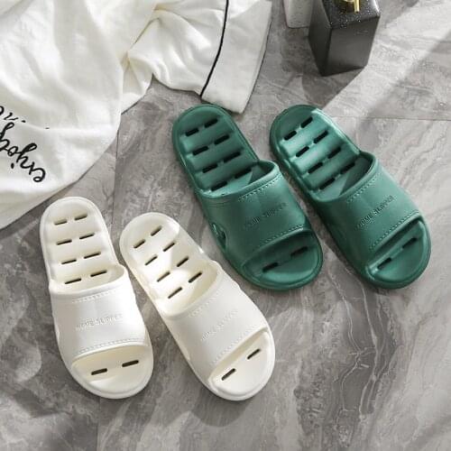 2021 Men sandalias mujer men Slippers Summer Beach EVA Soft Sandals Leisure Ladies Indoor Bathroom Anti-slip lovely Shoes
