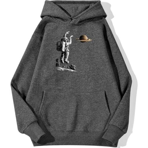 Astronaut Playing Basketball In Space Hoodies Men Comfortable Warm Pullover Loose Hoodie Streetwear Autumn Sweatshirt