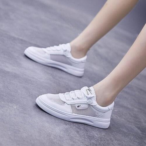 2021 Summer White Shoes Womens Mesh Flat Shoes Breathable Running Casual Shoes Women Vulcanize Shoes Non Slip Fashion Sneakers