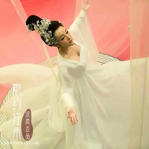 White Fairy Aesthetic Costume for Women New Year Gala Opening Dance Costume with Big Train Classical Dance White Womens Costume