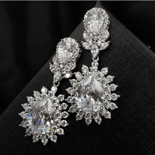 Gorgeous Vintage Long Studded Faceted Clear CZ Embellish Opposed Teardrop Earrings for Women Bride Wedding Occasions Accessories