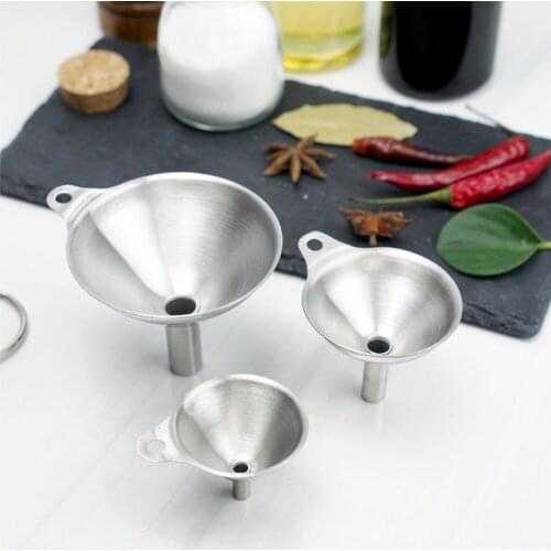 Stainless Steel Small Funnel Kitchen Oil Liquid Funnel 3-piece Set Multi-Function Oil Drain Wine Drain Set with Hanging Ring
