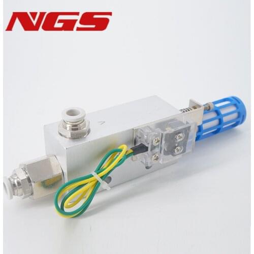 Vacuum Generator With Switch CV-10/15/20/25 HSCK Negative Air Pneumatic Part Control Valve With Joint