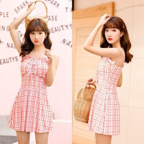 2020 Fashion Fresh Girls Spring Style One-Piece Suits Conservative Swimsuit Stripe Yellow Blue Red Colour