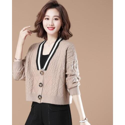 Autumn and winter knitted cardigan women short 2021 new style foreign sweater long-sleeved v-neck color matching top