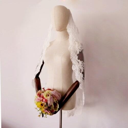 Bridal Veil Voile De Mariee 2020 Short One Layer Lace Appliqued With Comb for Women Bridal Party Veil