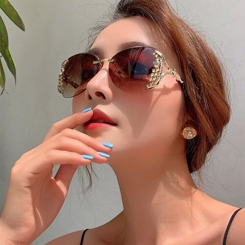 Vintage Square Rimless Sunglasses Women Luxury Rhinestone Sunglasses High Quality Eyeglasses Retro Elegant Glasses Female Uv400