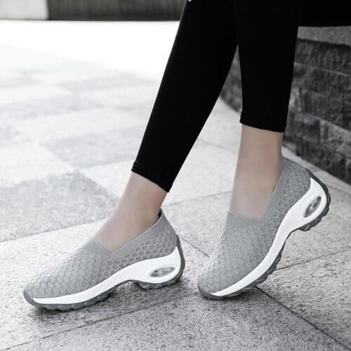 Women shoes 2021 fashion comfortable air cushion casual sneakers women shoes slip-on casual shoes women sneakers plus size