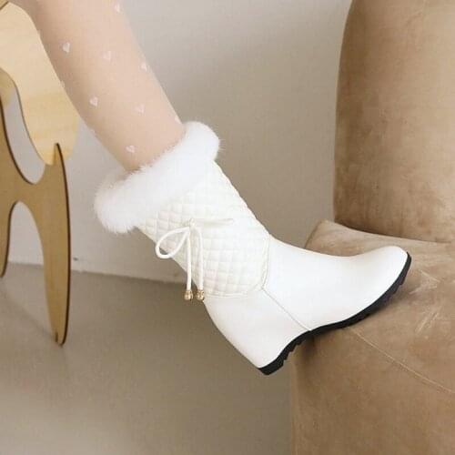 The New Winter 2021 Comfortable Snow Boots for Women with Fur-collared Boots 11-50