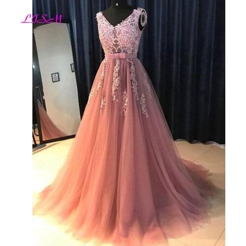 Pink Tulle A-Line V-Neck Long Prom Dress Senior Evening Dress with Lace Appliques 2021 Elegant Sash Formal Party Gowns