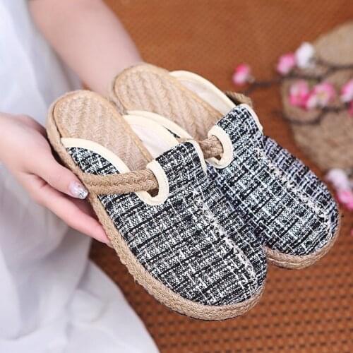 2021 Shoes House Slippers Platform Slipers Women Low Cover Toe Slides Soft Hoof Heels Fabric Basic Casual Ethnic Rubber Rome Cot