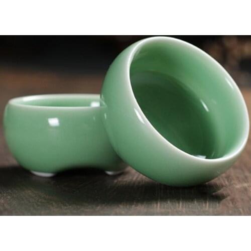 Kiln change three-legged cup Longquan celadon tea cup ceramic brother kiln special small water cup for home decor 55ml