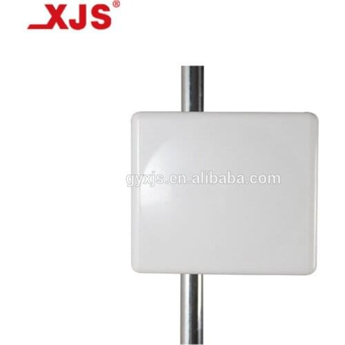 2.4 GHz 18dBi WiFi Panel Antenna with mounting kit