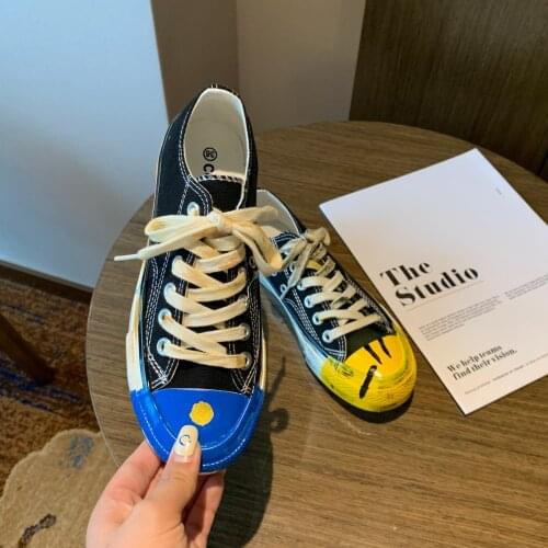 Graffiti Canvas Shoes Women 2021 Platform Sneakers Fashion Mandarin Duck Spray Paint Ladies Shoes New Luxury Brand Zapatos Mujer