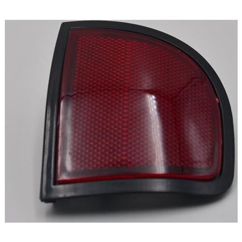 Applicable Mitsubishi L200 8355A015 05-15 Car Rear Bumper Reflector Left Side