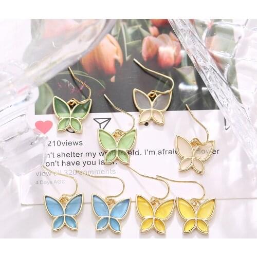 New Fashion Design Butterfly Jewelry Colorful Acrylic Butterfly Stud Earrings for Women 2021 Bohemia Small Cute Earring Jewelry