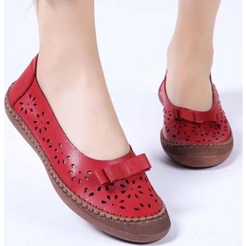 2021 Women Flats Casual Shoes Female Breathable Slip On Hollow Out Loafers Woman Sneakers Fashion Women Mocassin Femme Plus Size