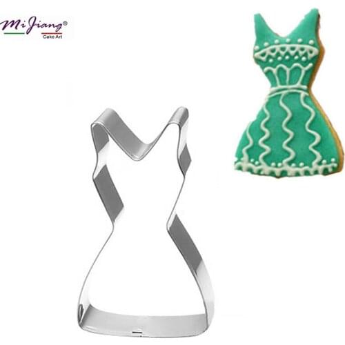 Stainless Steel Suspender Braces Skirt Dress Fondant Cake Mold Biscuit Cookie Cutter Slicer DIY Confectionery Pastry Tool S7070