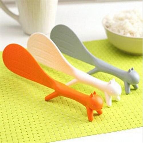 1Pcs Creative Squirrel No Sticky Cookware Rice Spoon High Quality Wheat Straw Upright Plastic Rice Spoon Kitchen Accessories